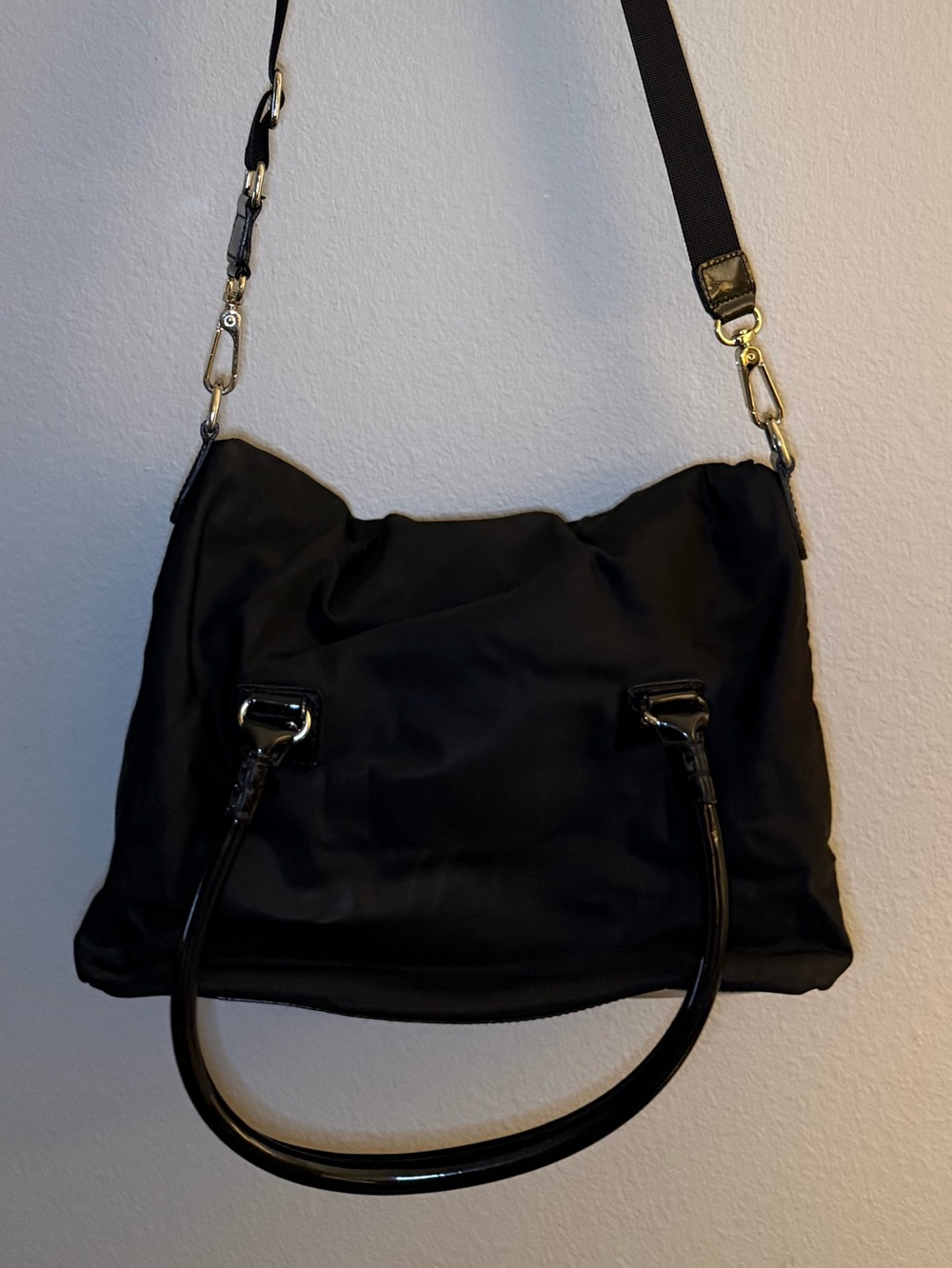 kate spade Black Nylon Shoulder Bag with Gold Plaque - Picture 3 of 10